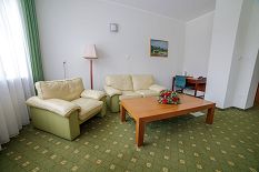 pokoje zamek dolny apartamenty (17).jpg