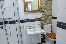pokoje zamek dolny apartamenty (15).jpg